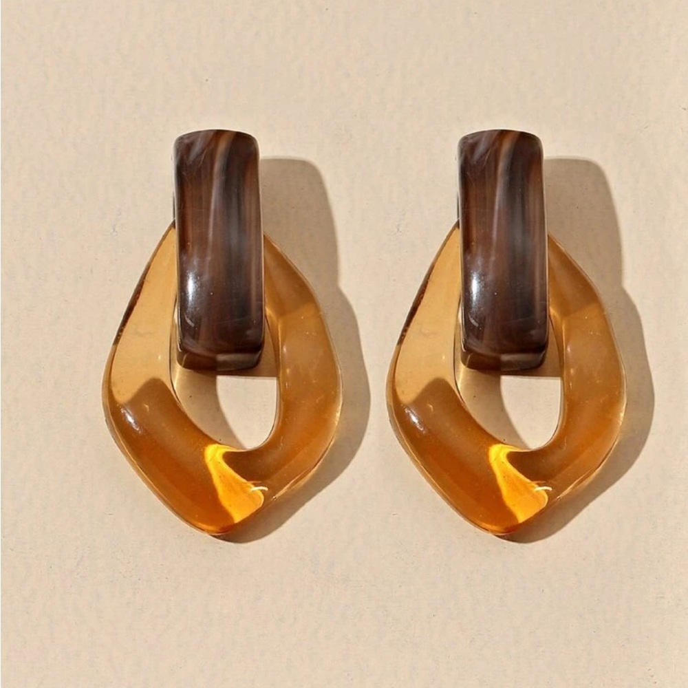 Elegant brown Earrings